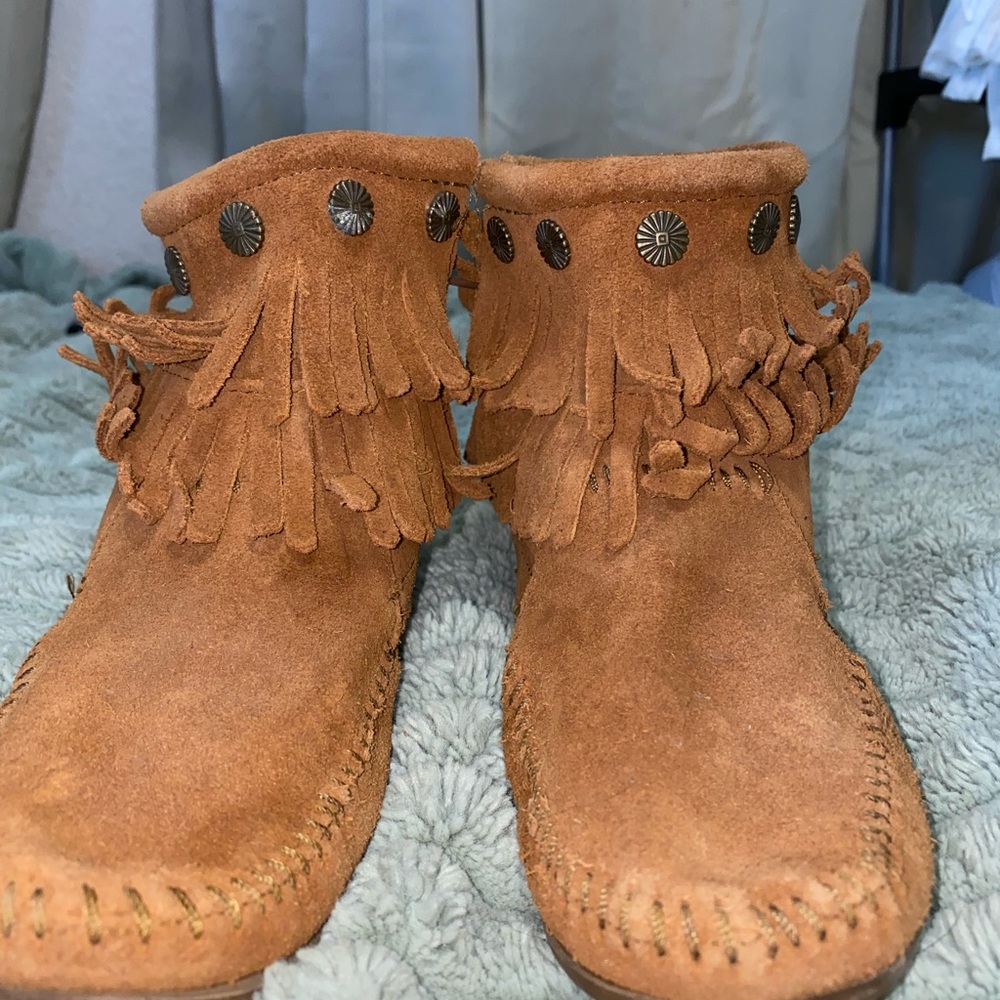 Minnetonka fringe booties
